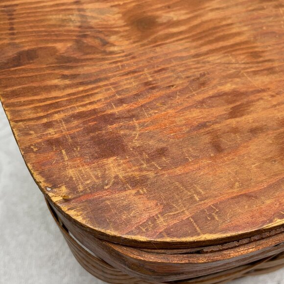 GVUC Vintage 1950s Woven Wood Picnic Basket/Hamper, 2-Handle, 18" x 11" x 8" - Picture 15 of 16